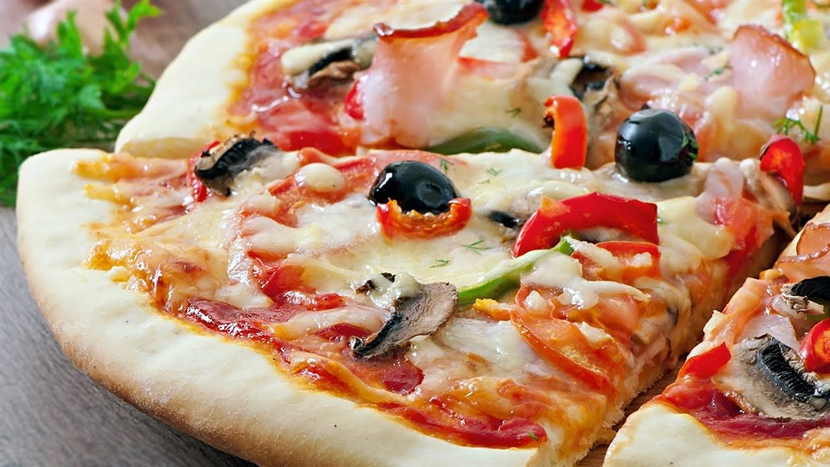 طريقة عمل البيتزا