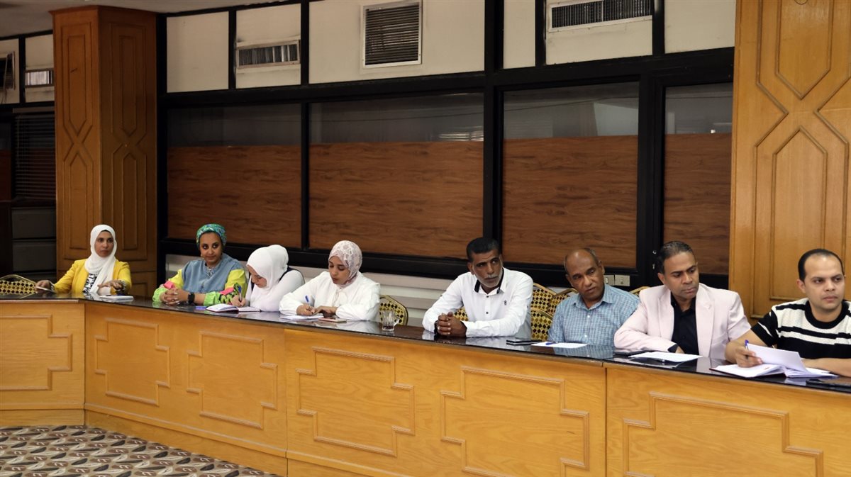 جانب من الاجتماع، فيتو