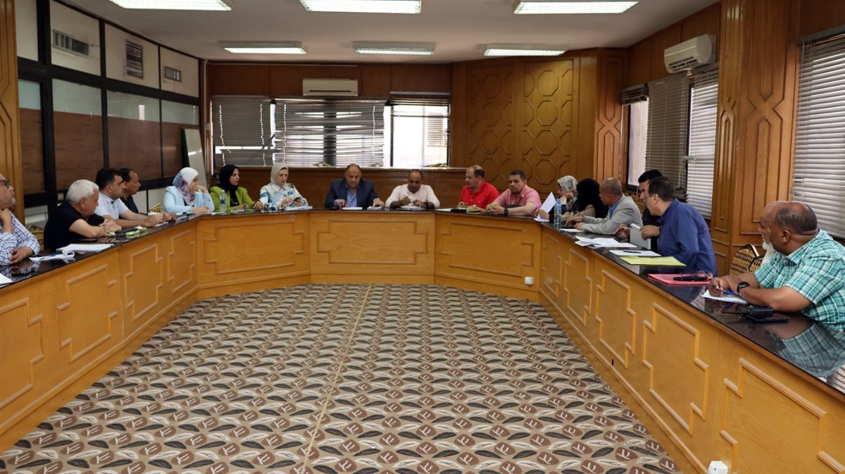 جانب من الاجتماع، فيتو