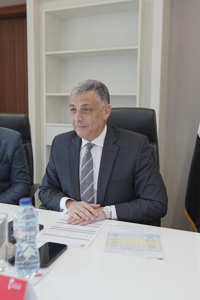 جانب من المقابلات، فيتو