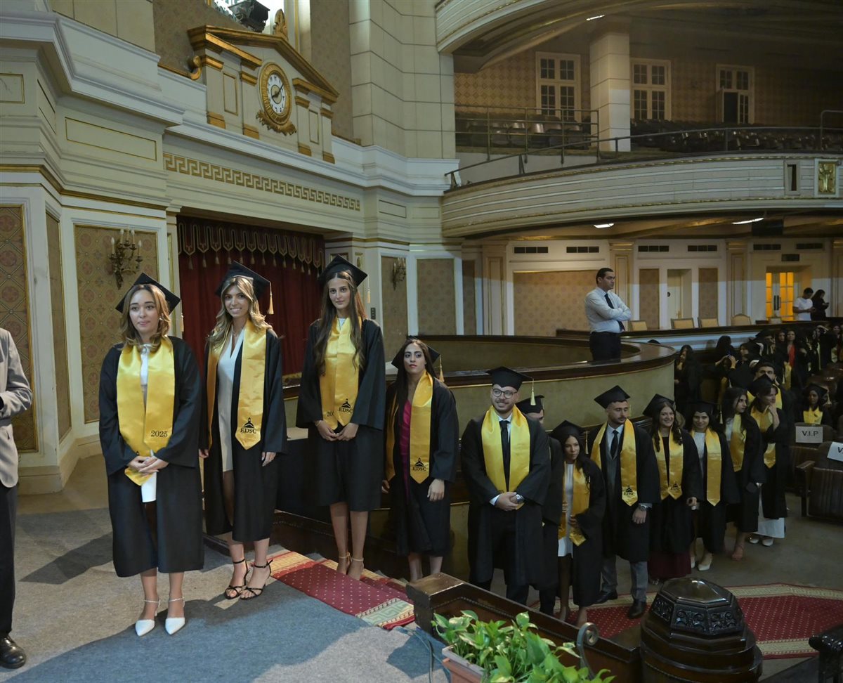تخريج دفعة جديدة من كلية حقوق السوربون