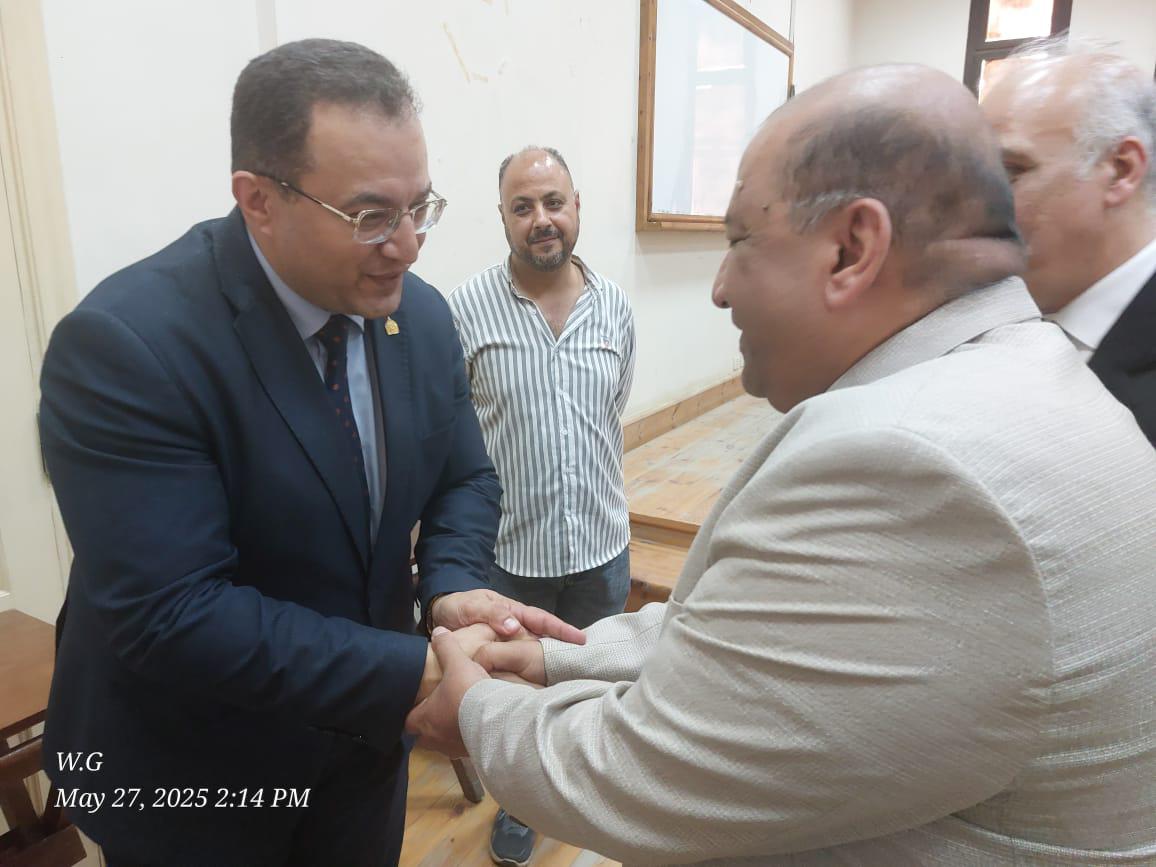 امتحانات الفصل الدراسي الثاني بجامعة القاهرة 