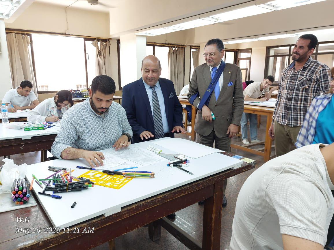 امتحانات الفصل الدراسي الثاني بجامعة القاهرة 