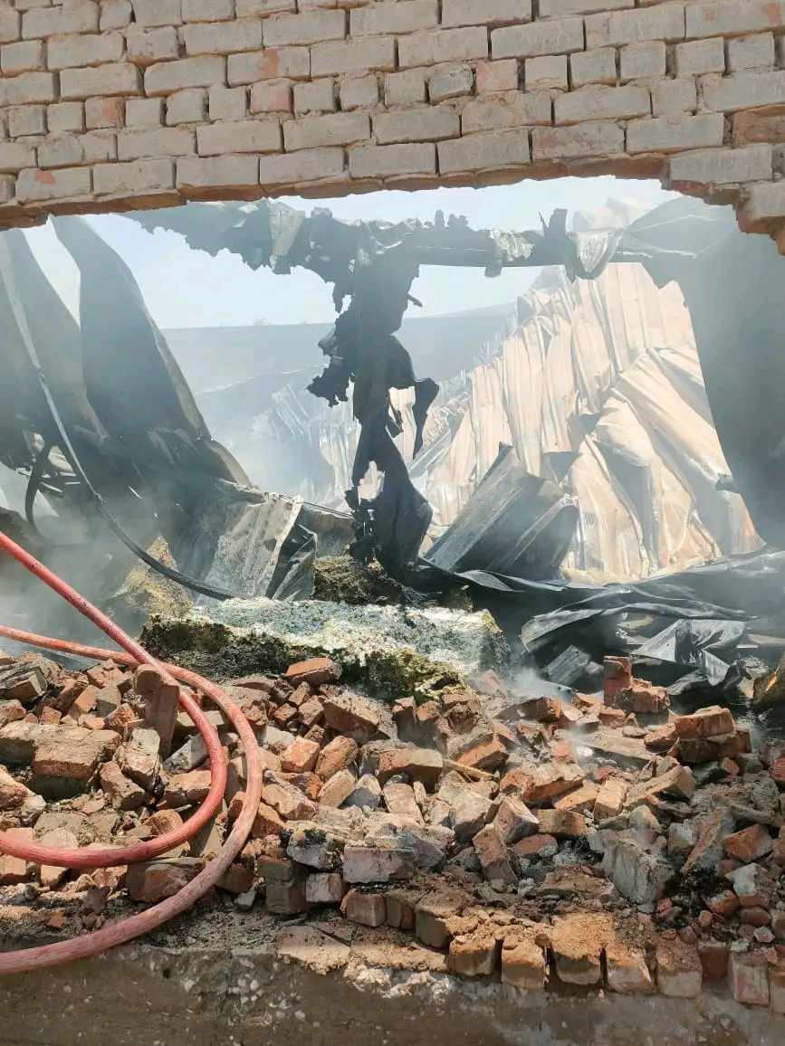 حريق مصنع اسفنج بالمنطقة الصناعية،فيتو