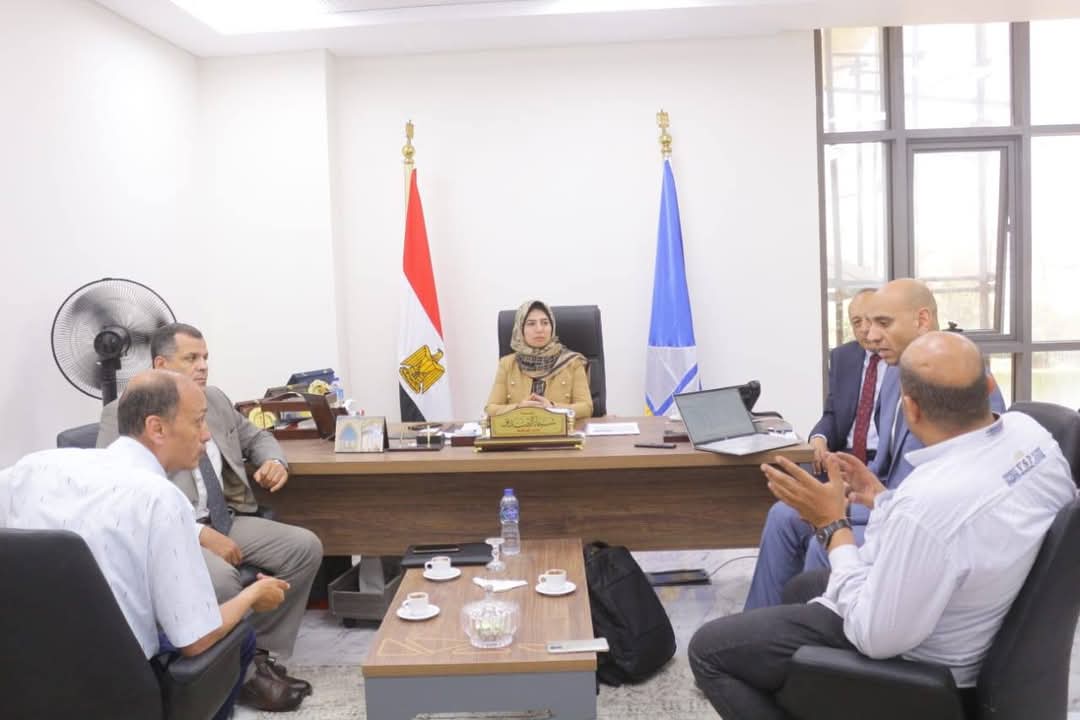 نائب محافظ دمياط تجتمع مع ممثلي شركة AITC NOVA المتخصصة