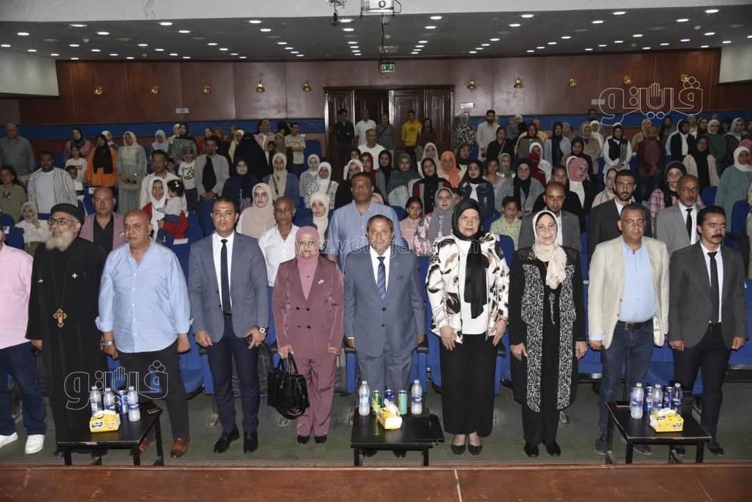 محافظ بورسعيد يشهد أوبريت بنت مصر، فيتو