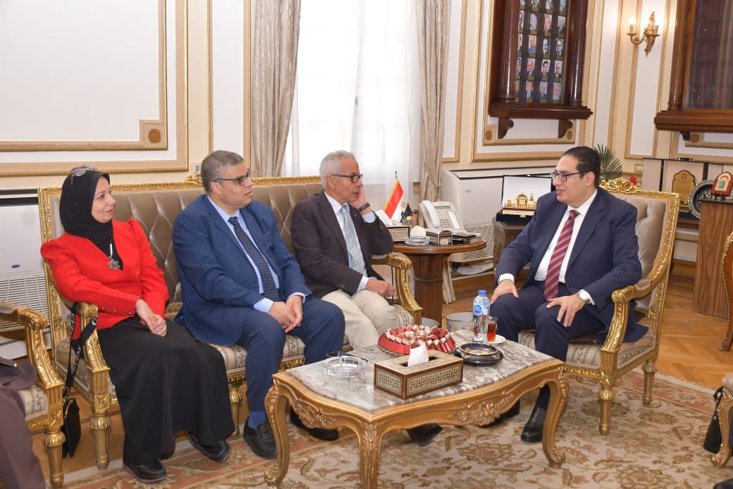 اعتماد كلية طب بيطري القاهرة 