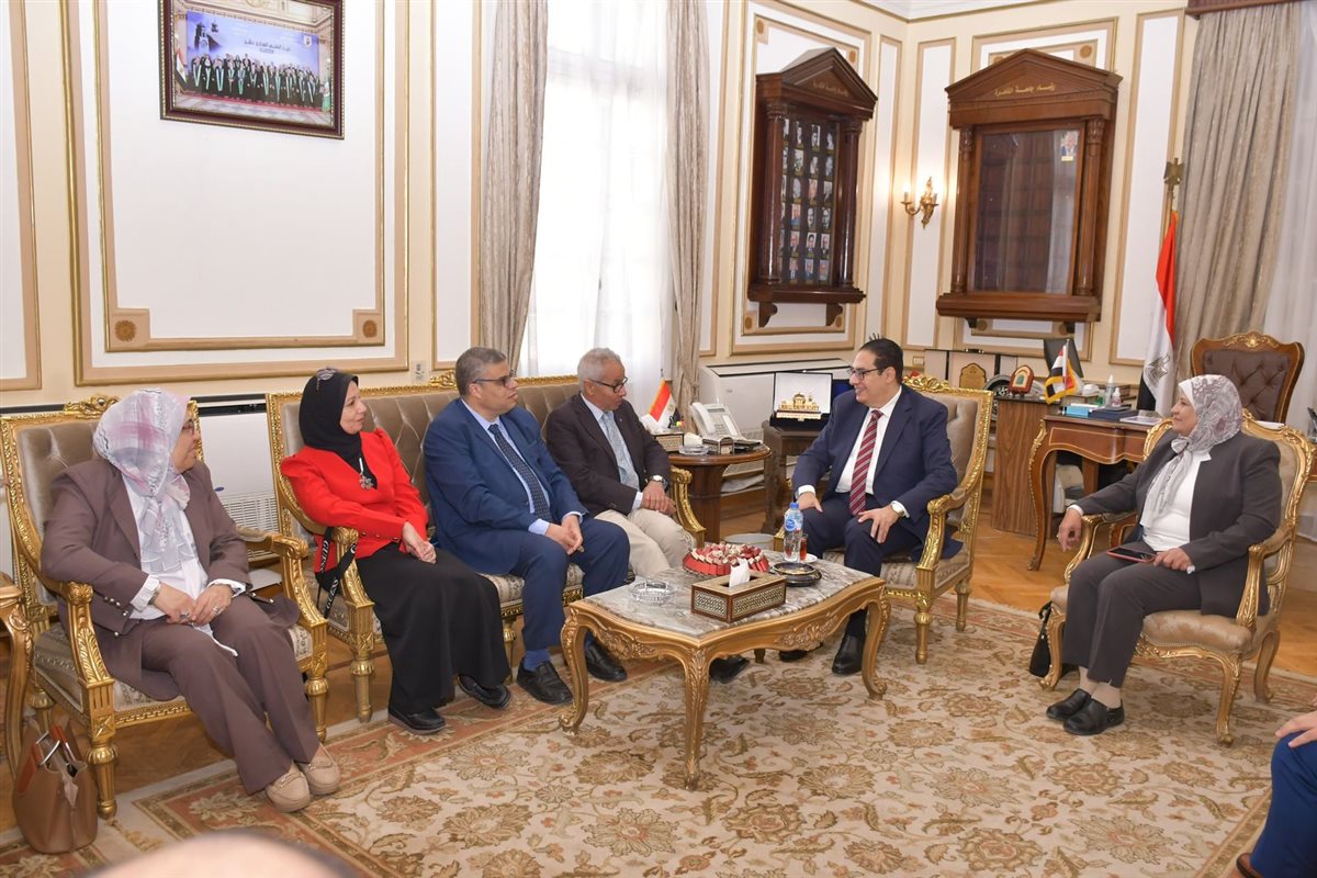 اعتماد كلية طب بيطري القاهرة 