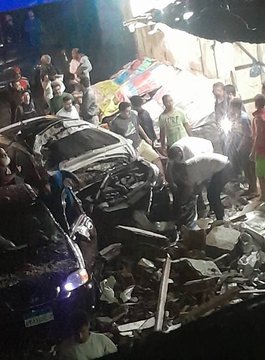 سقوط البلكونات وتهشم السيارات، فيتو