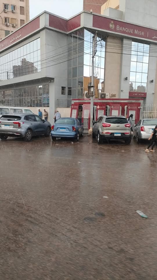سقوط أمطار غزيرة على مدينة المحلة