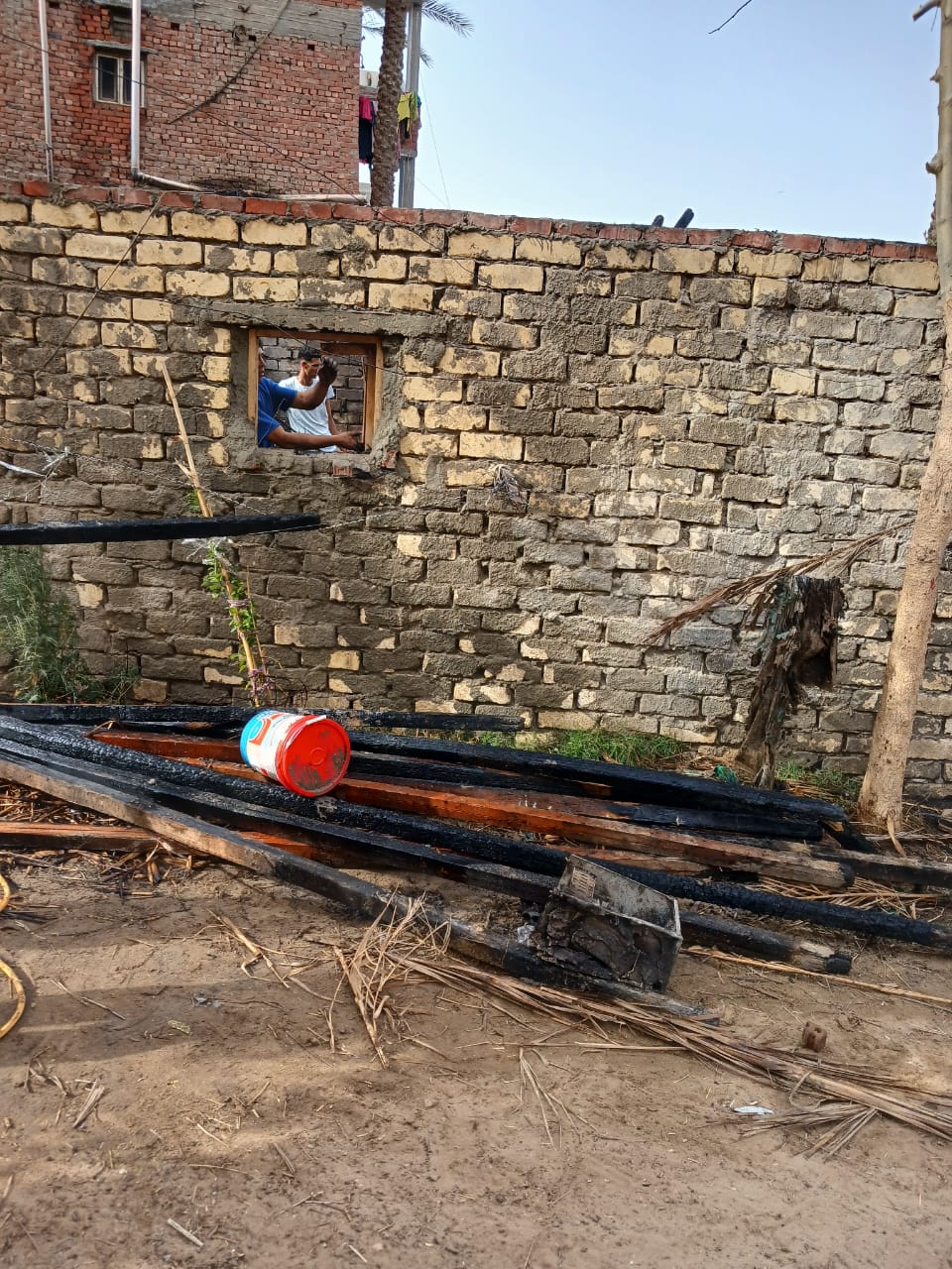 جانب من مكان الحادث، فيتو