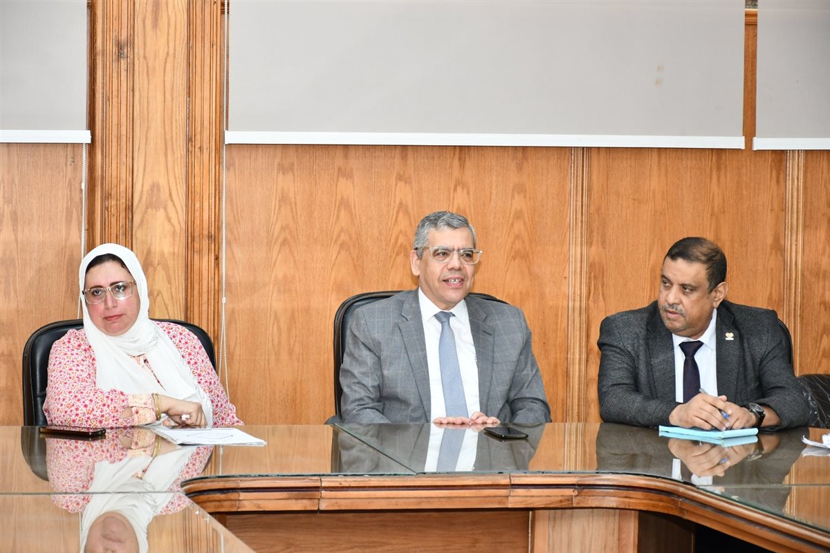 جانب من الاجتماع، فيتو