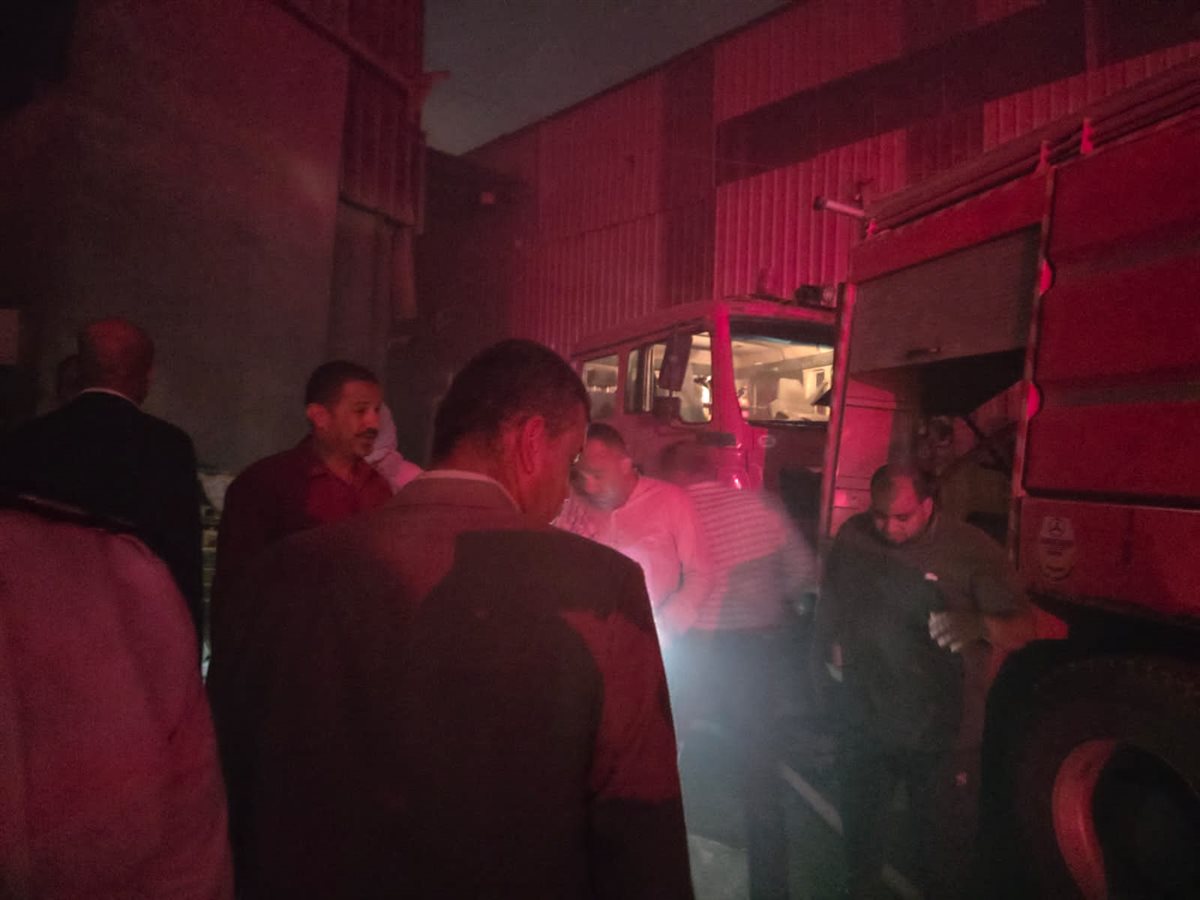متابعة حريق مصنع سلك المواعين بالقناطر الخيرية،فيتو