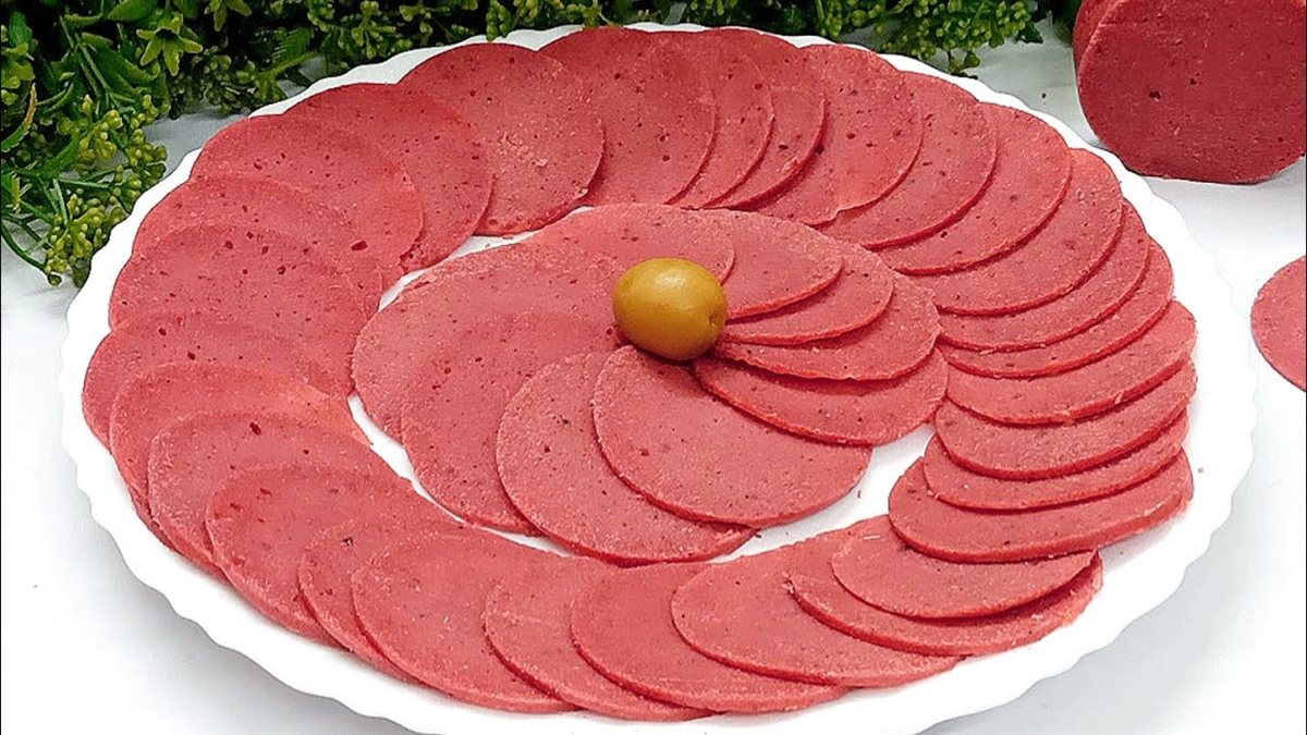 طريقة عمل اللانشون البيتى بالجبنة المثلثات 