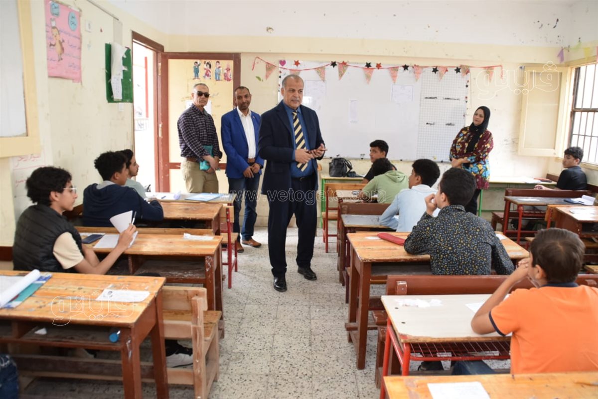 تعليم بورسعيد يتفقد امتحانات الإعدادية بالجنوب، فيتو