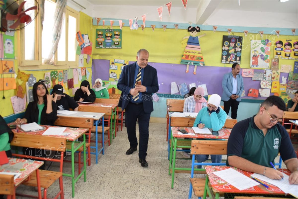 تعليم بورسعيد يتفقد امتحانات الإعدادية بالجنوب، فيتو