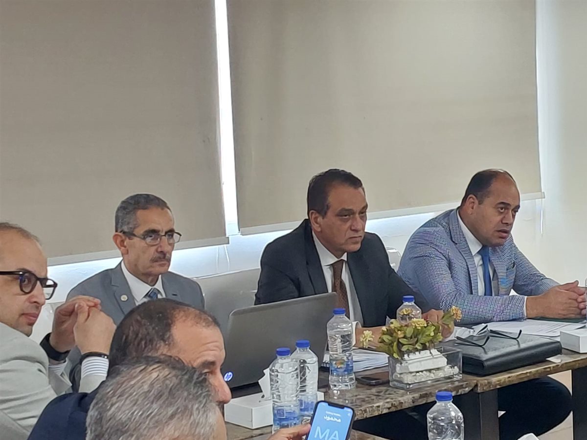 المجلس العلمي للرياضة يعقد أولى جلساته بالمركز الأولمبي