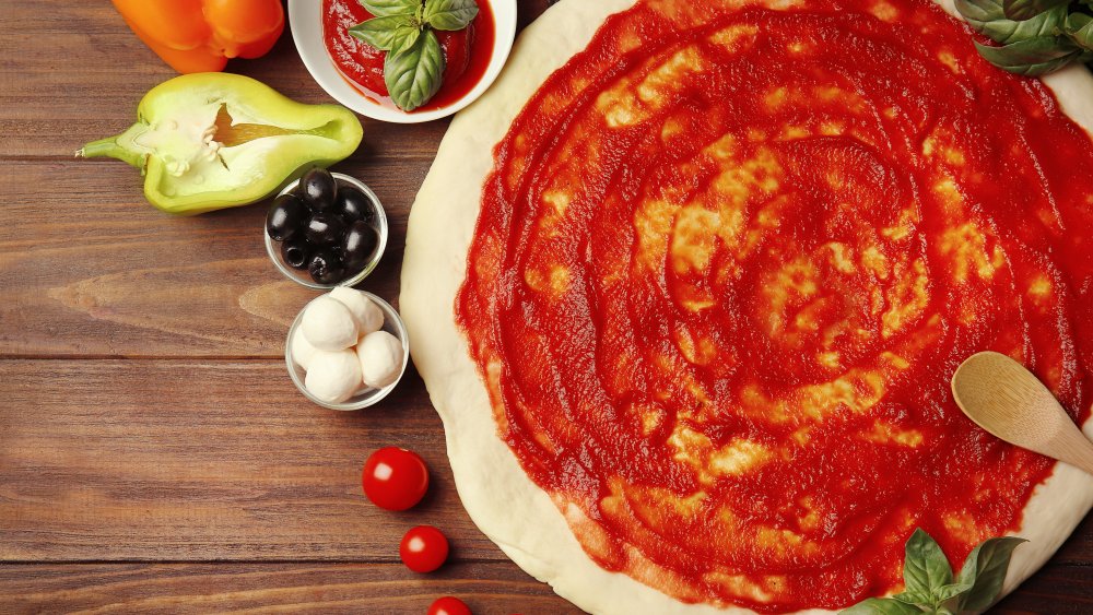 صلصة البيتزا في البيت