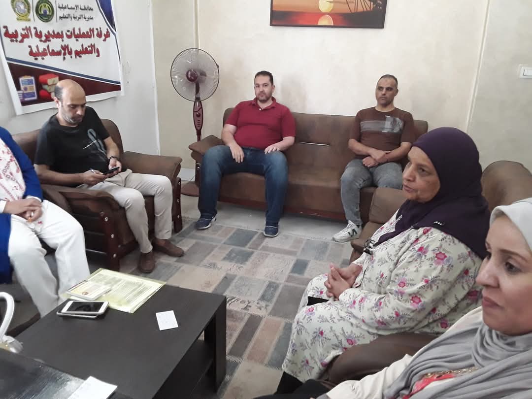 جانب من العمل بغرفة العمليات،فيتو