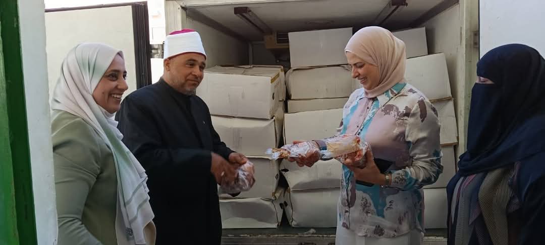 جانب من مراسم تسليم اللحوم، فيتو