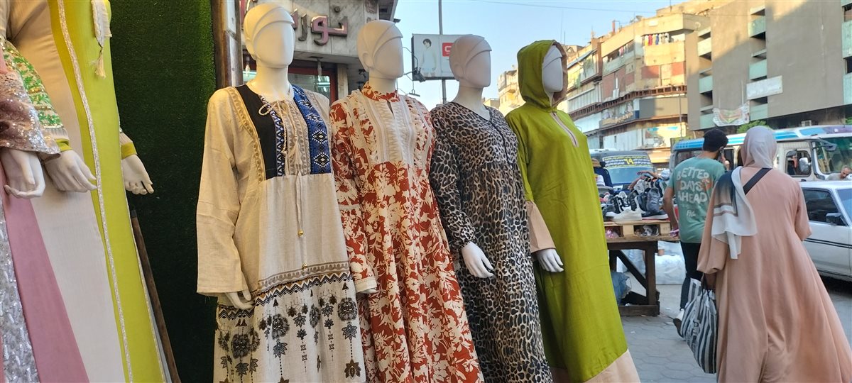 أسعار اسدالات الصلاة في سوق العتبة بمناسبة عيد الأضحى 