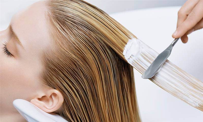 وصفة طبيعية لترميم الشعر قبل العيد 