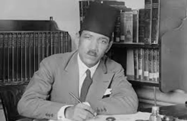 أحمد رامى يعدل كلمات القصيدة 