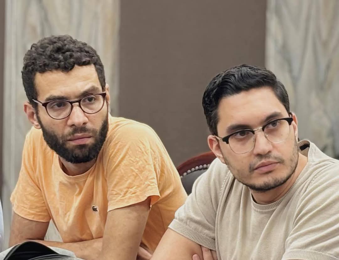 جانب من الاجتماع، فيتو