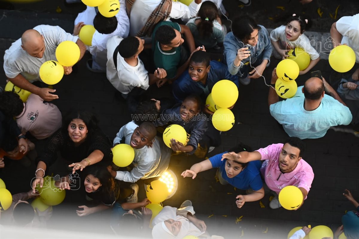 شماريخ وبلالين، احتفالات بعد صلاة العيد الأضحي بساحة الصديق بمصر الجديدة (5)