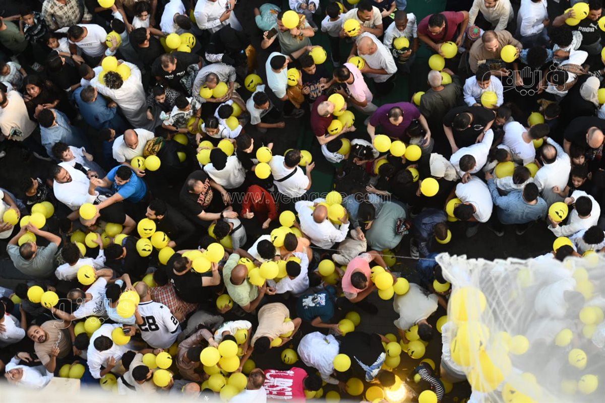 شماريخ وبلالين، احتفالات بعد صلاة العيد الأضحي بساحة الصديق بمصر الجديدة (14)