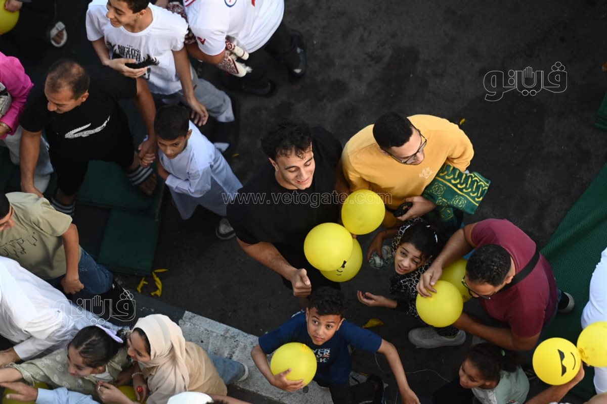 شماريخ وبلالين، احتفالات بعد صلاة العيد الأضحي بساحة الصديق بمصر الجديدة (15)
