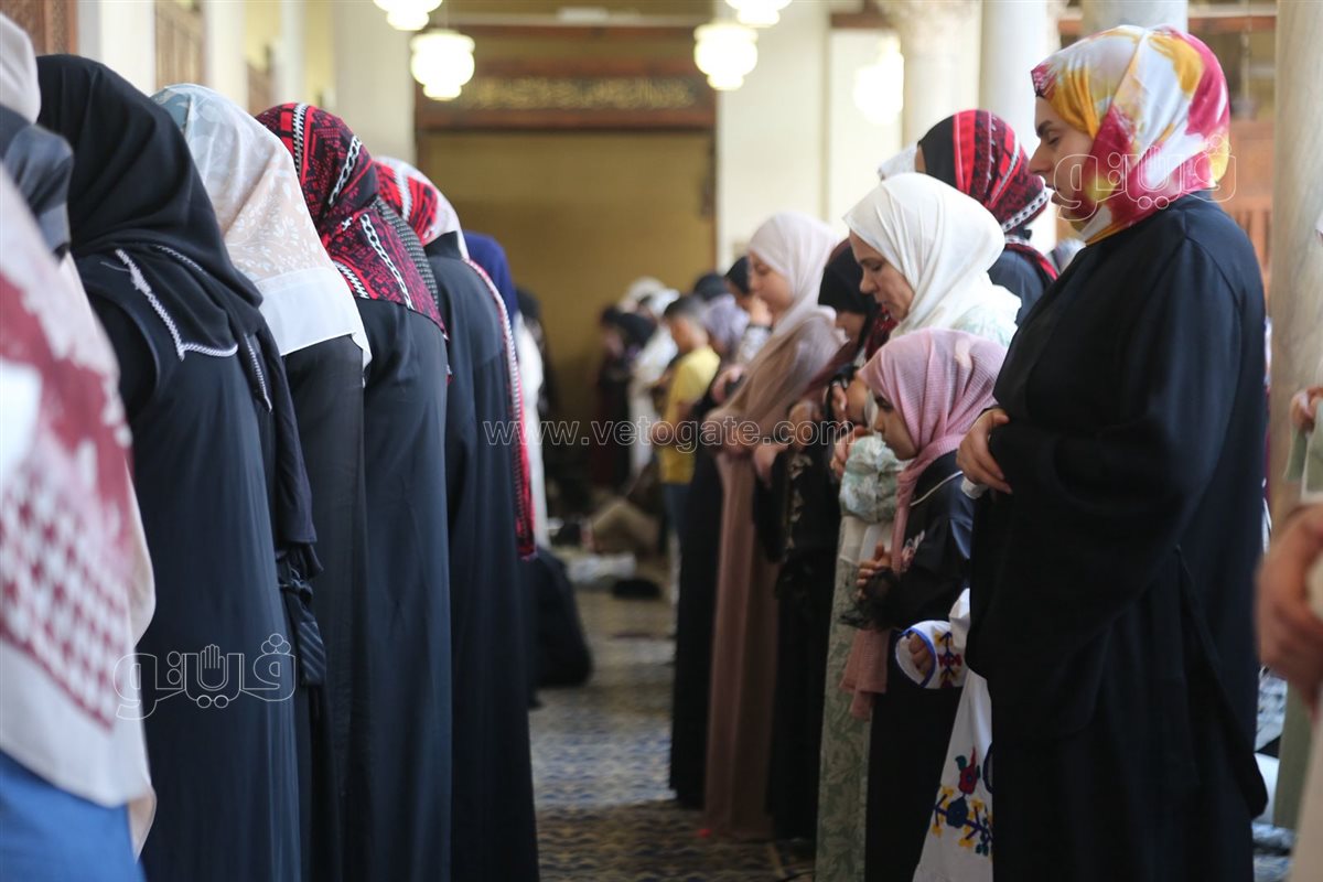 الأطفال يخطفون الأنظار في صلاة عيد الأضحي بالجامع الأزهر (19)