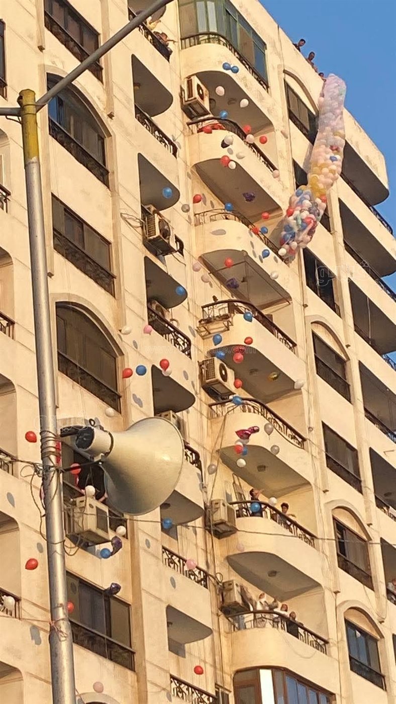 بالونات الفرحة تغطى سماء بورفؤاد، فيتو