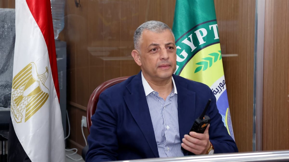 جانب من متابعة المحافظ لمركز التحكم بالشبكة الوطنية، فيتو