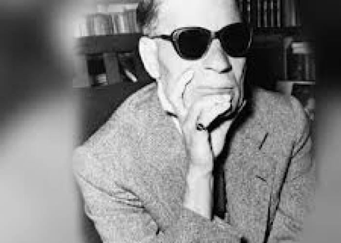 الدكتور طه حسين 