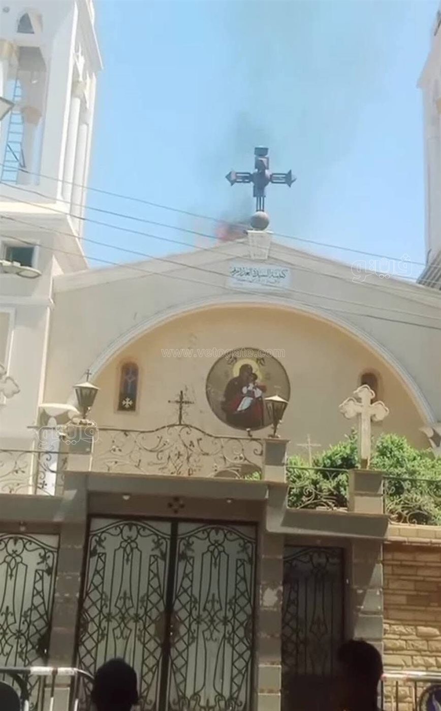 حريق كنسية العذراء بإسنا في الأقصر 1