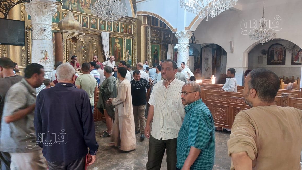 إخماد حريق كنسية العذراء في إسنا بالأقصر