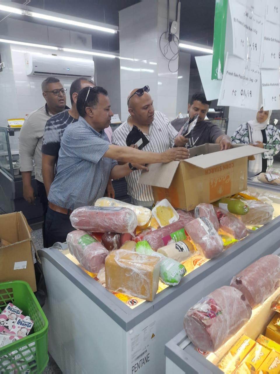 جانب من الحملة، فيتو