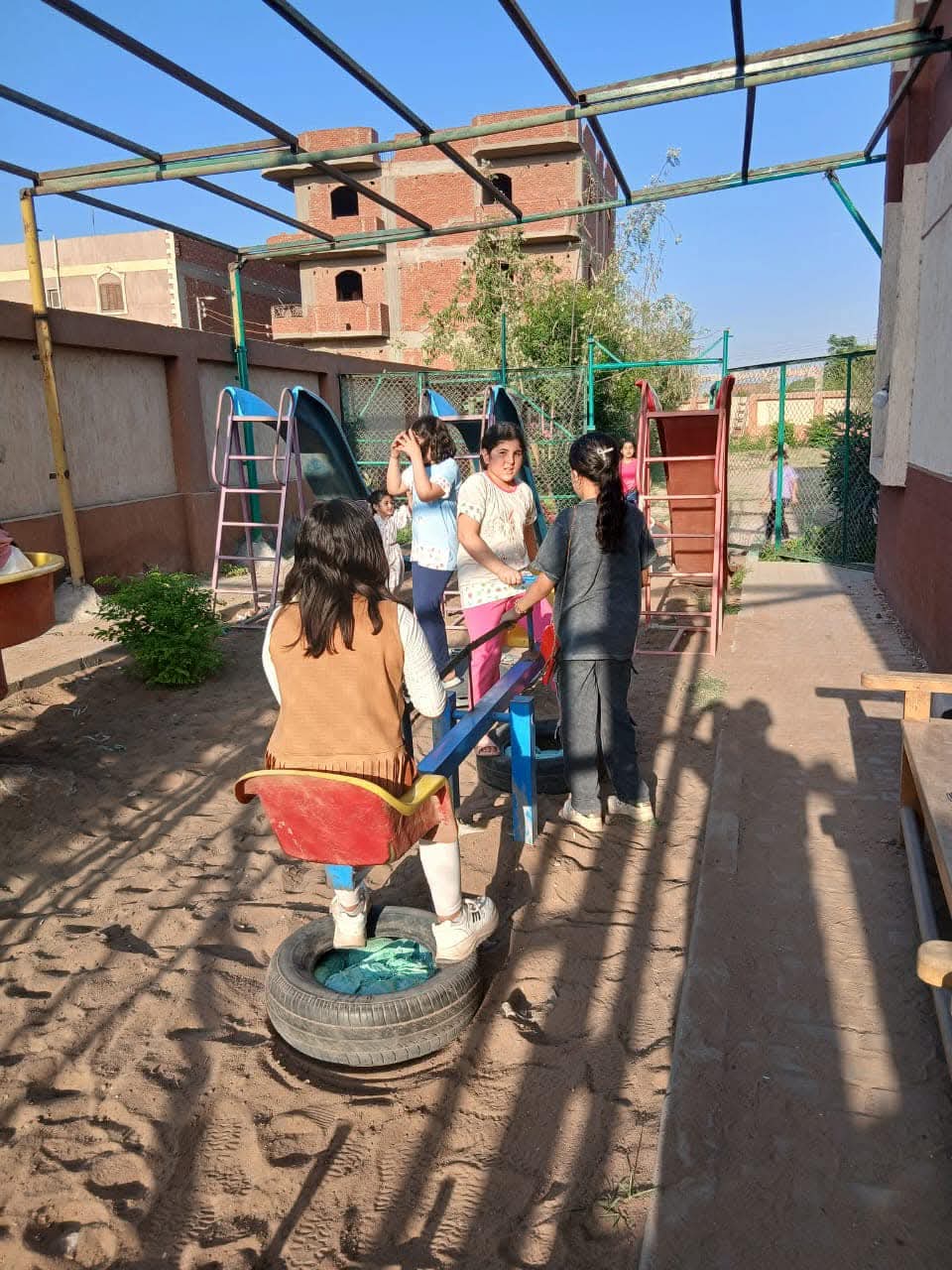 الملاهي الشعبية احتفالات الاطفال بالقليوبية بالعيد،فيتو