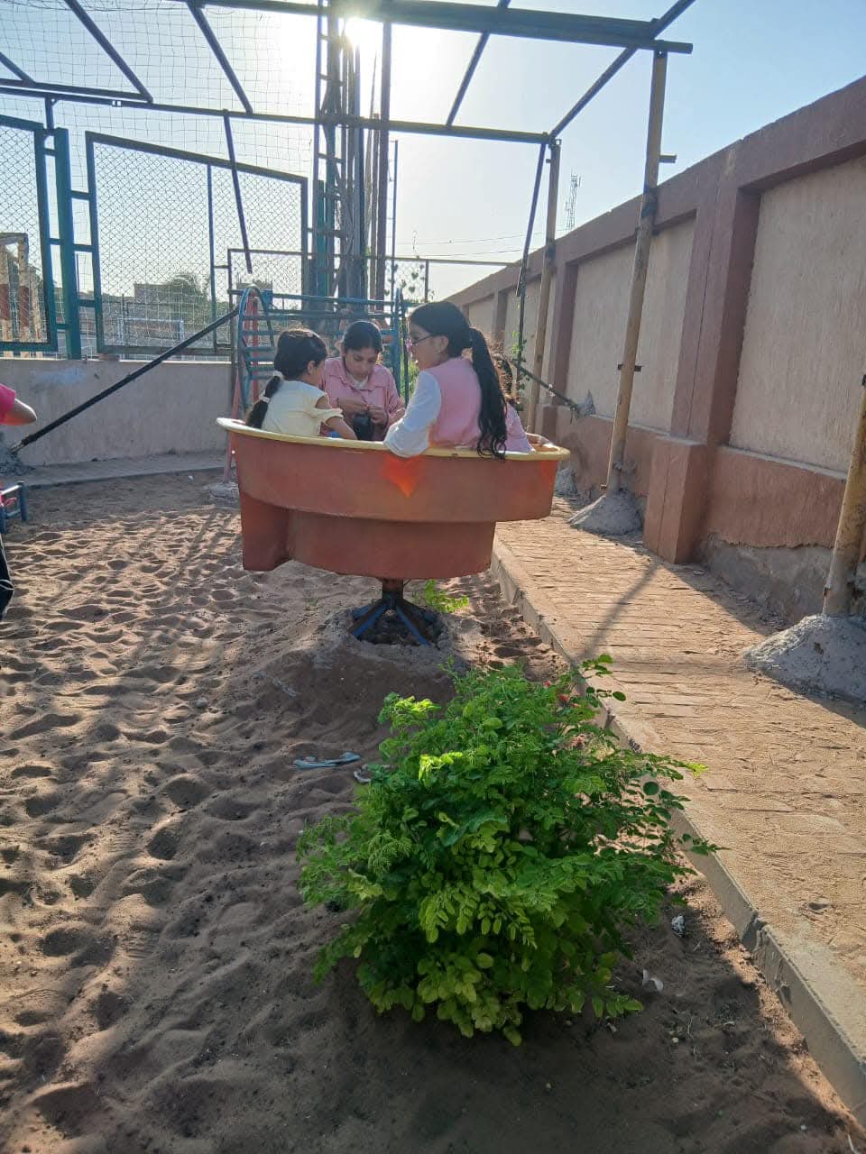 الملاهي الشعبية احتفالات الاطفال بالقليوبية بالعيد،فيتو