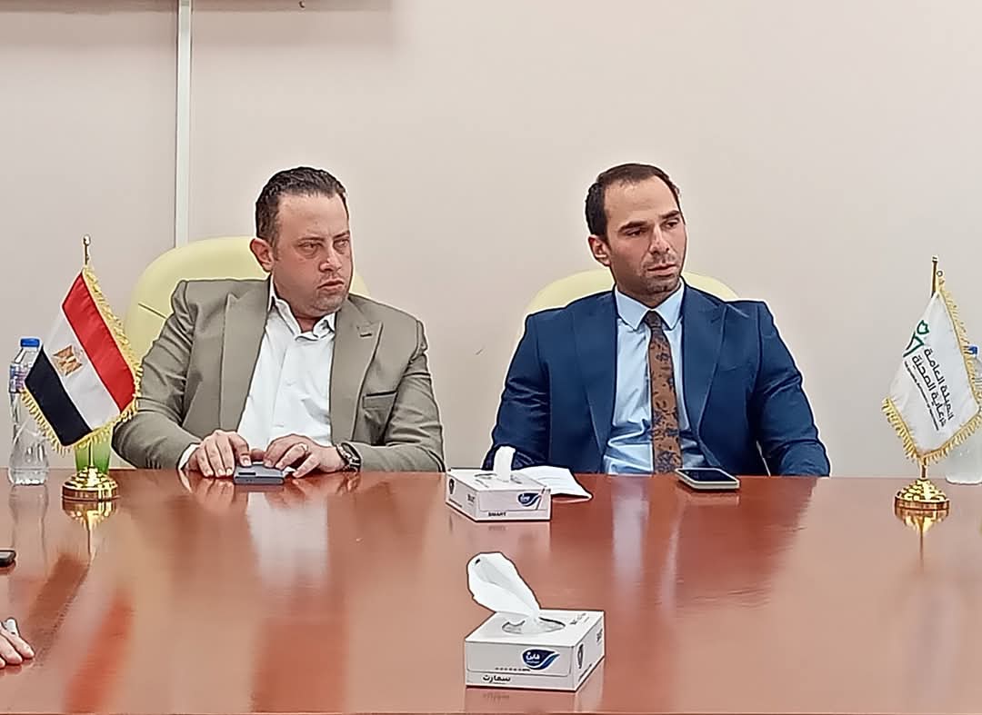 جانب من الاجتماع، فيتو