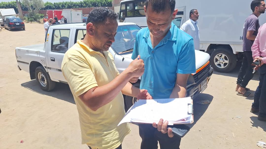 جانب من الحملات،فيتو