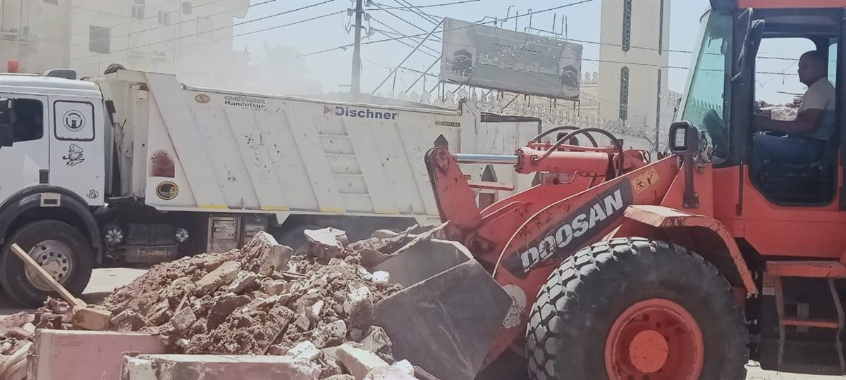 جانب من أعمال الإزالة، فيتو