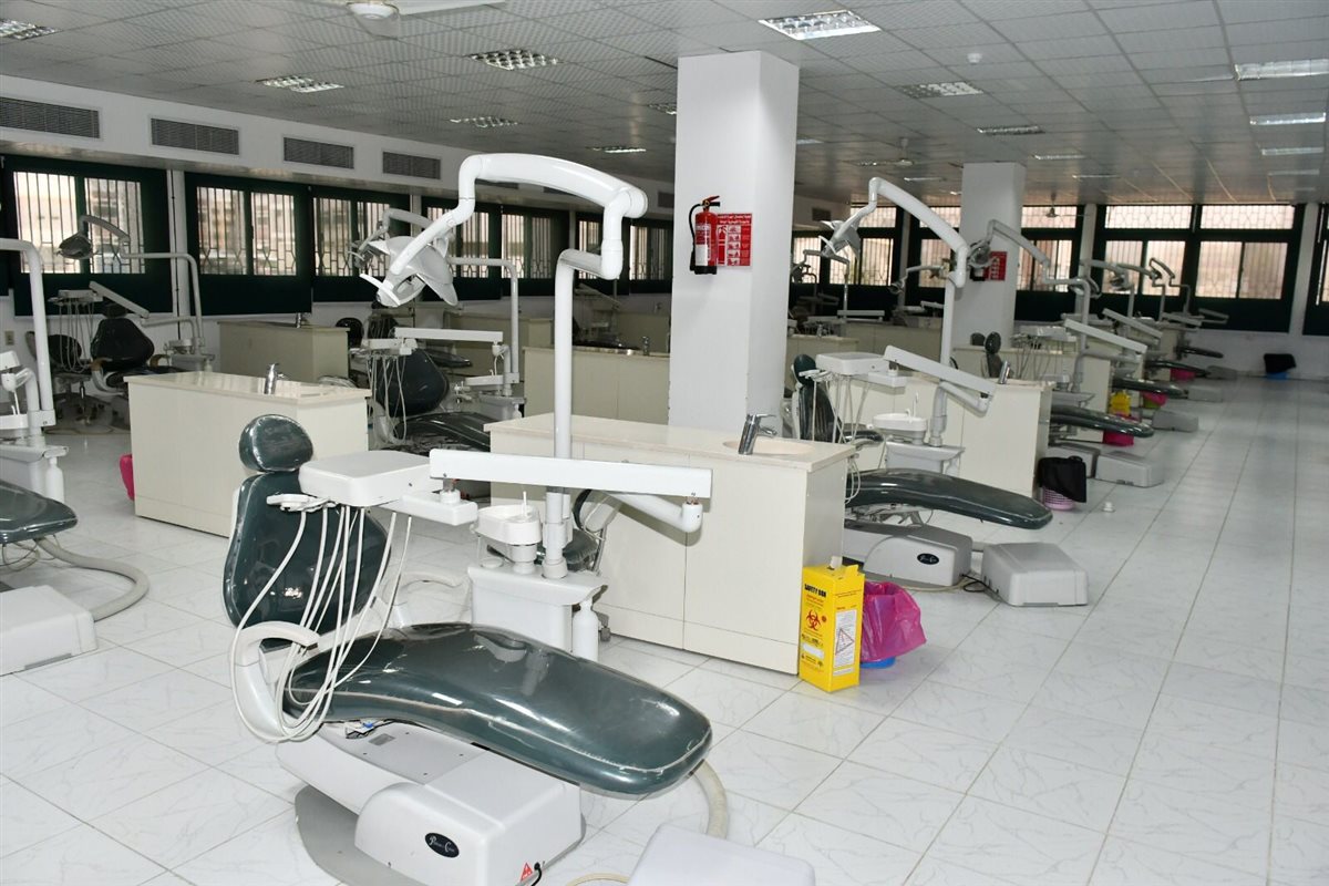 مستشفى طب الأسنان بجامعة قناة السويس