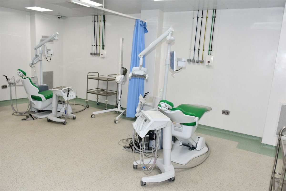 مستشفى طب الأسنان بجامعة قناة السويس