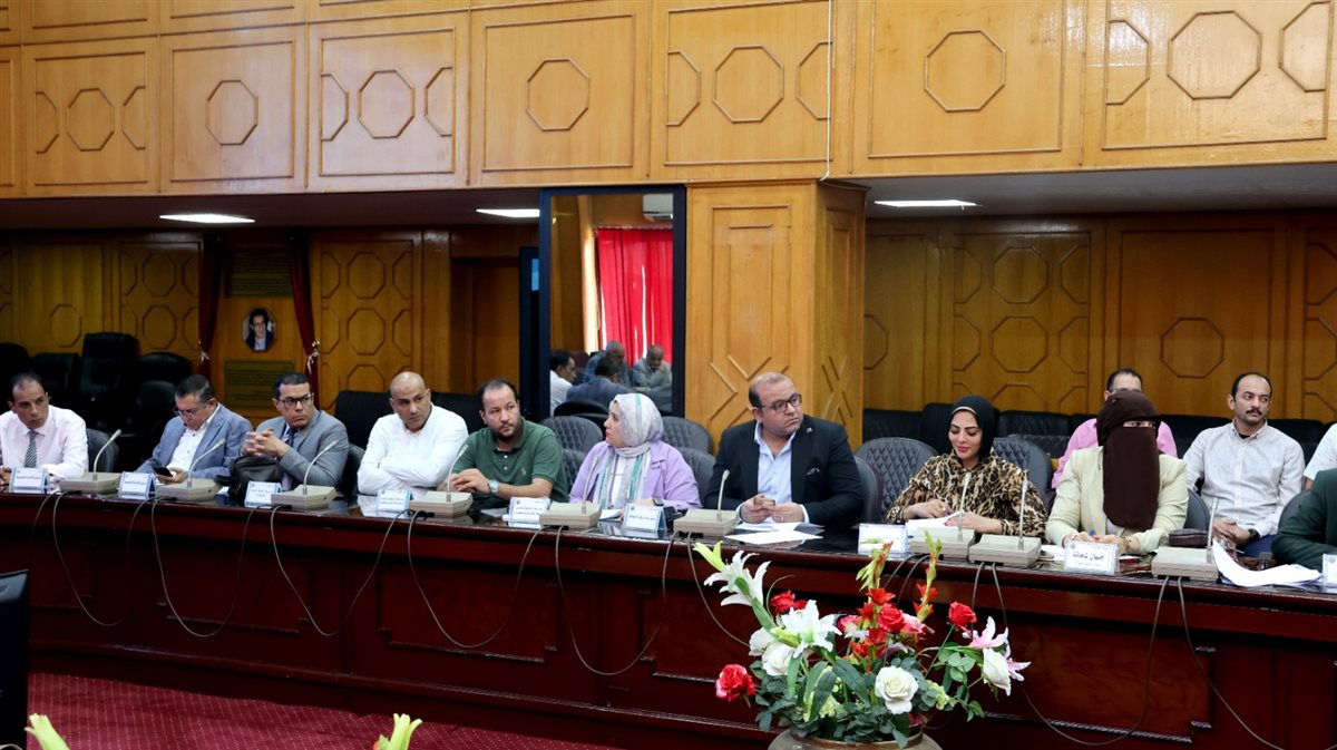 جانب من الاجتماع، فيتو