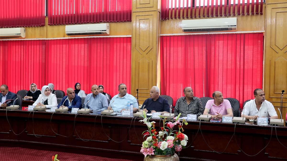 جانب من الاجتماع، فيتو