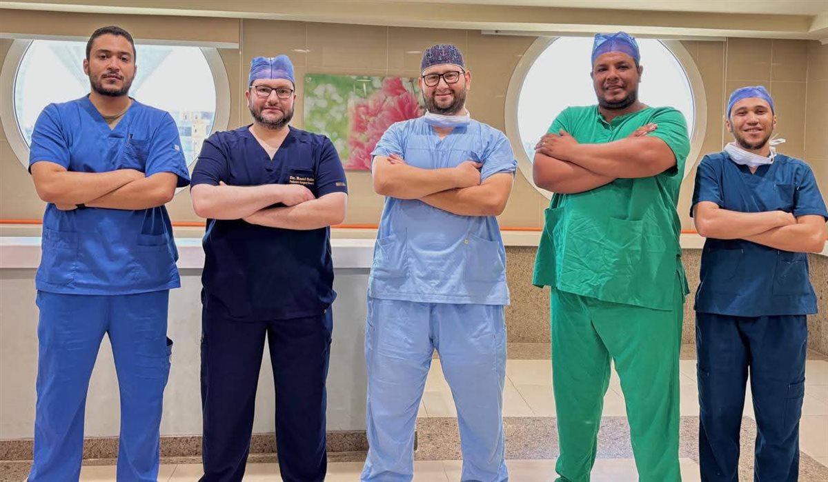 الفريق الذى أجرى الجراحة، فيتو