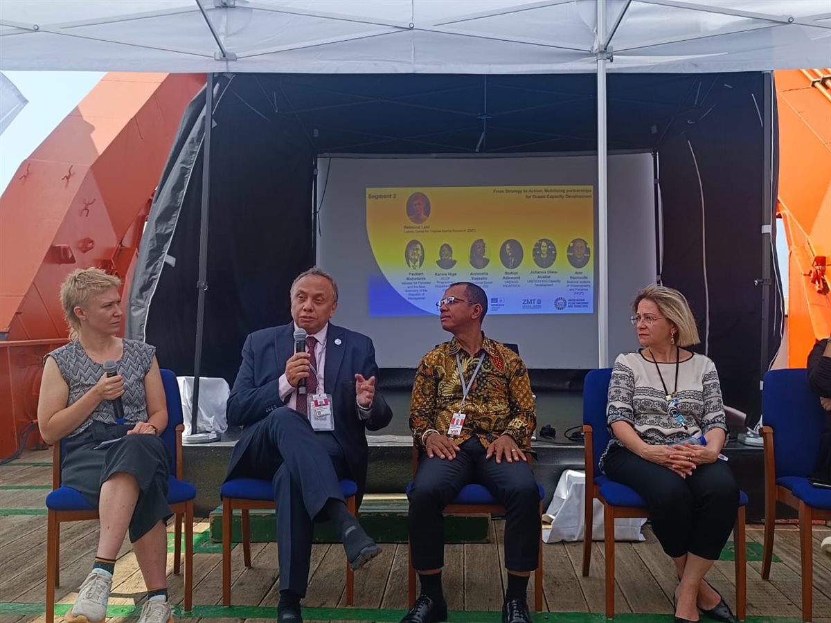 مشاركة معهد علوم البحار في مؤتمر المحيط بالأمم المتحدة