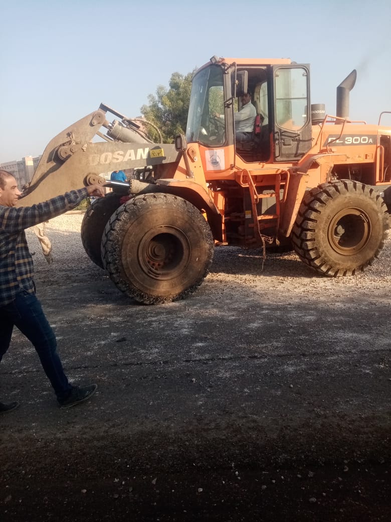 انقلاب سيارة نقل بطريق